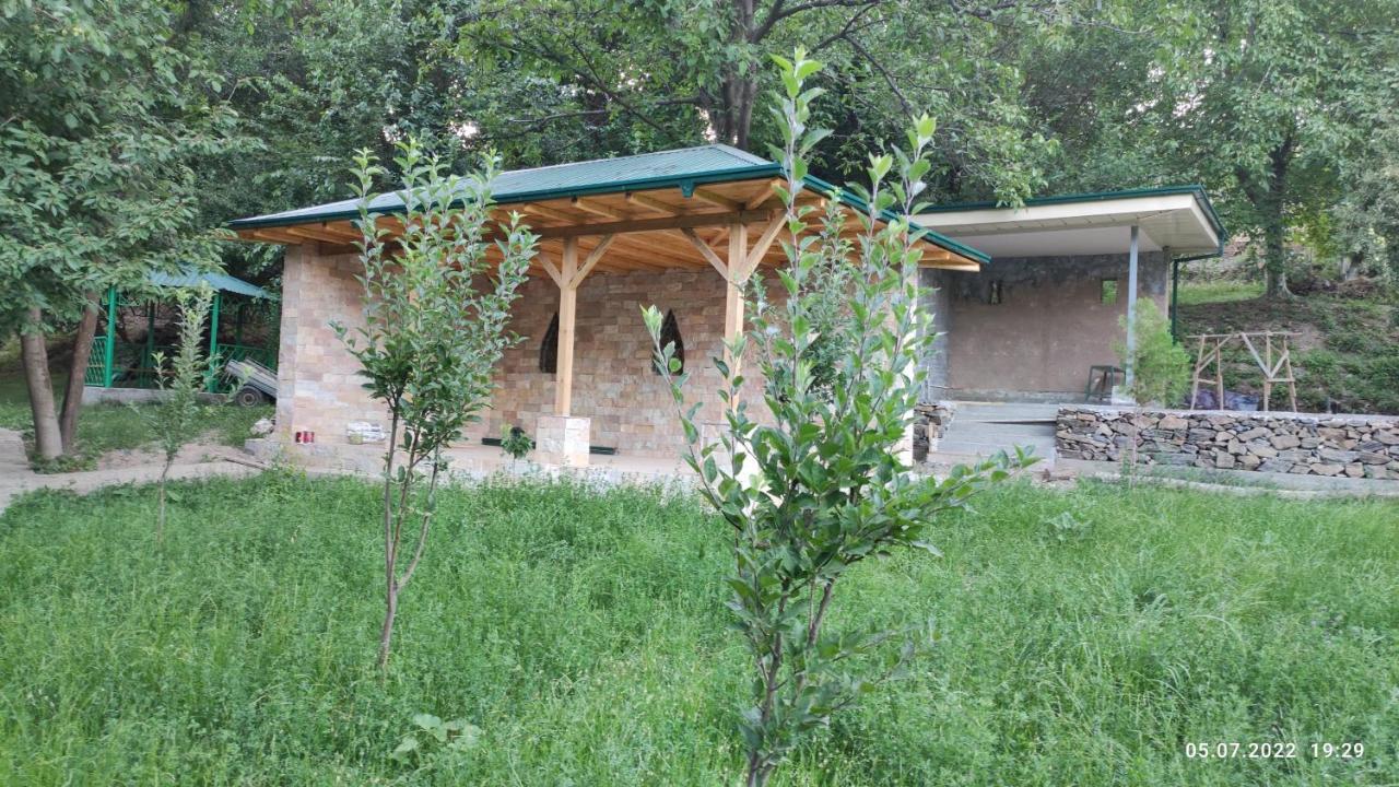 Отель Гостевой дом Гора Нуратау Yukary-Ukhum Экстерьер фото